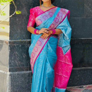 কাঞ্জিপুরাম সফট সিল্ক কাতান শাড়ি (ব্লাউজ পিস সহ)